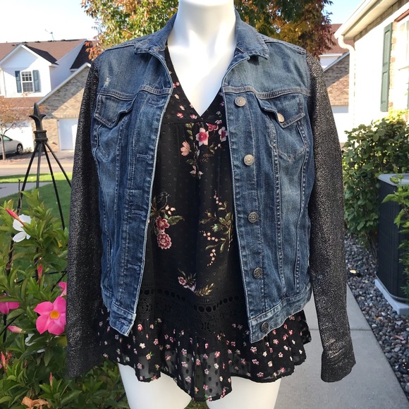 ☘️🌸 Express Denim silver sleeves Jacket 🌸☘️ - Picture 11 of 11